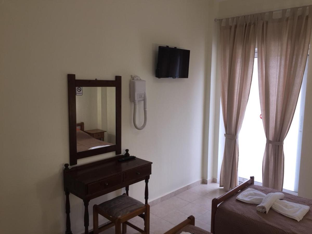 Simotel Ermis Hanioti Exterior foto