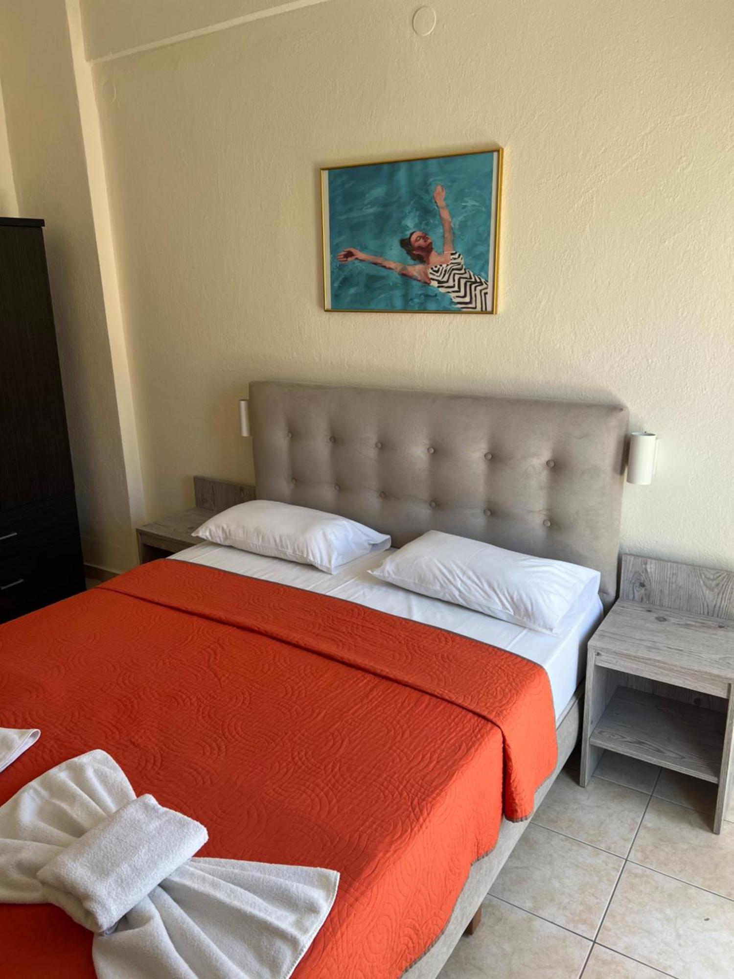 Simotel Ermis Hanioti Exterior foto