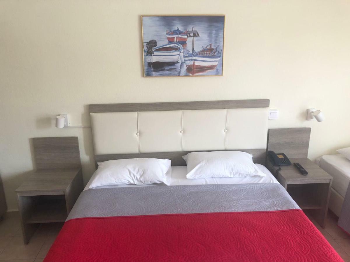 Simotel Ermis Hanioti Exterior foto